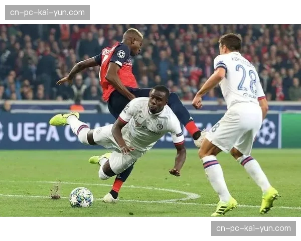 法甲:摩纳哥3-0里尔,休斯“快速转换+两翼齐飞”战术完胜对手 法甲:摩纳哥3-0里尔,休斯“快速转换+两翼齐飞”战术完胜对手