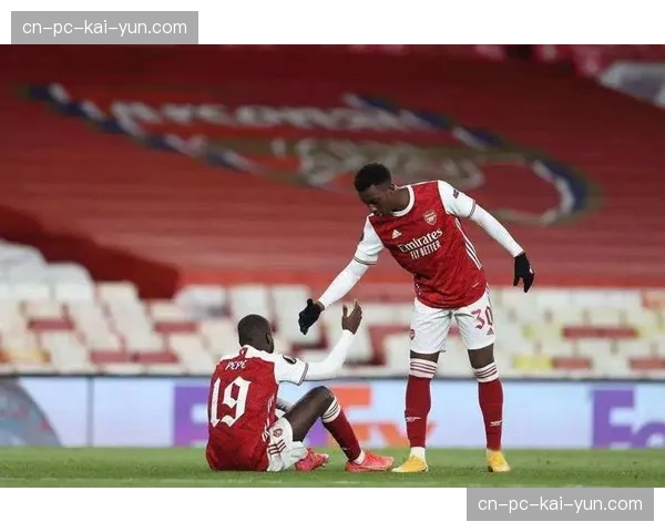 欧足联裁判委员会发布2026-27赛季指导意见，强调对混合防守中身体接触判罚的一致性。